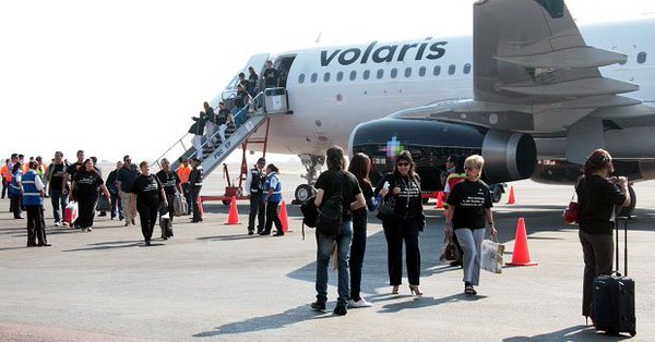Volaris amenaza de bomba